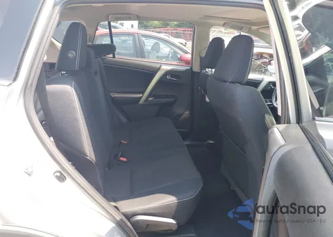 2016 Toyota Rav4 Xle z USA, uszkodzony, nr VIN 2T3RFREV6GW472806